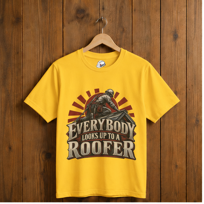 Everybody Looks Up To A Roofer Vintage Rooftop Worker Men's T-Shirt