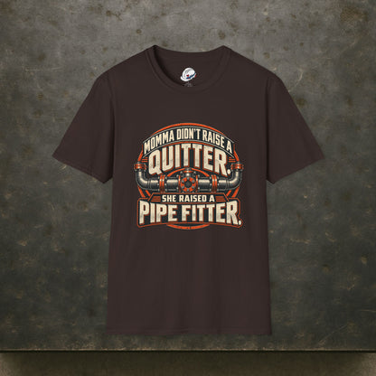 Momma Didn't Raise A Quitter. She Raised A Pipe Fitter. Vintage Flanged Pipe Men's T-Shirt